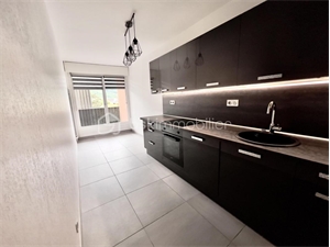 t4 à la vente -   73300  SAINT JEAN DE MAURIENNE, surface 80 m2 vente t4 - UBI470497412